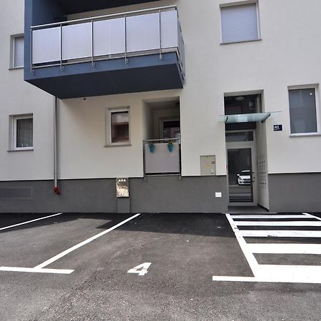 Paula Apartment Загреб Экстерьер фото